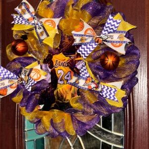 Basketball lakers wreath